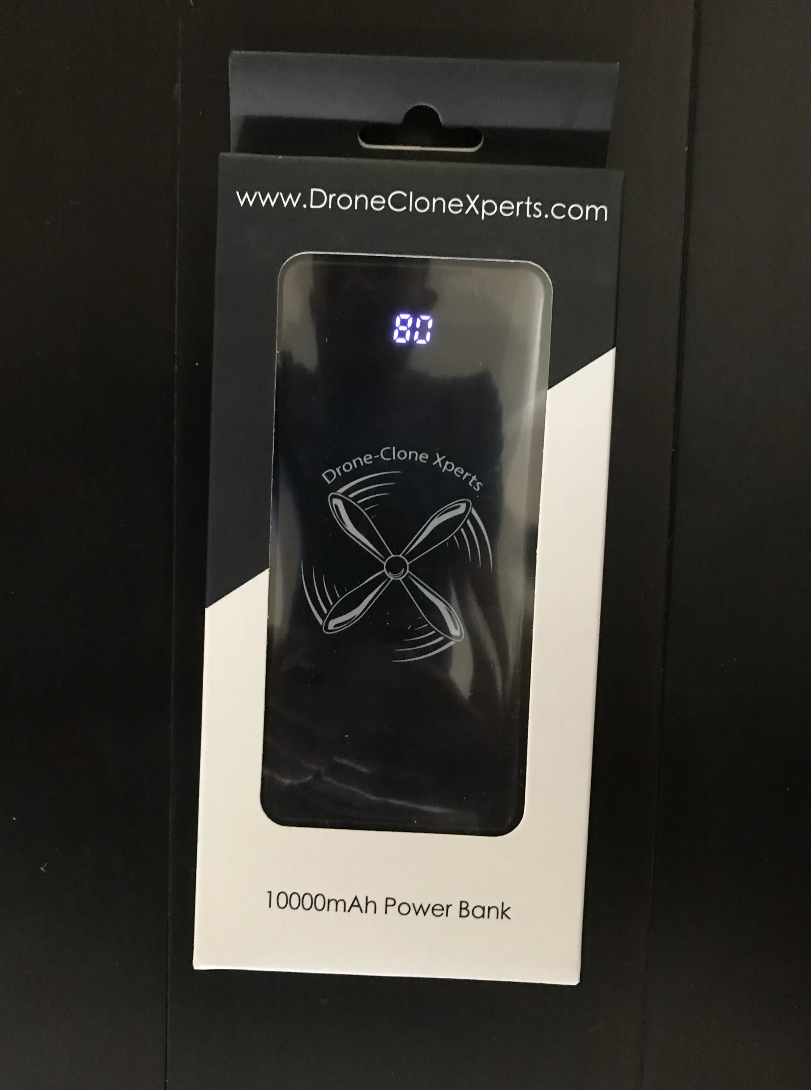 10,000mAh High Capacity Power Bank with Digital Display and Super Slim Design for Portable Charging