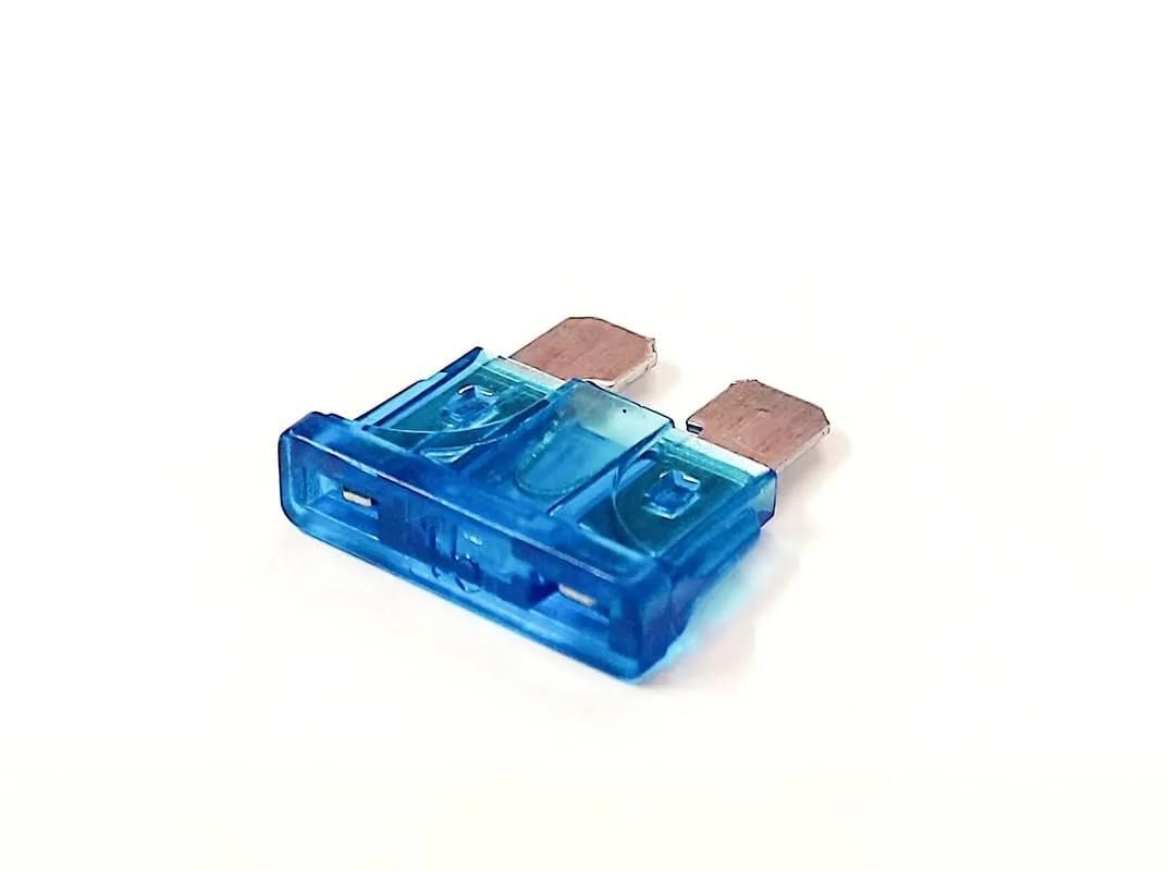 15A Oswald Norm Automotive Blade Fuse