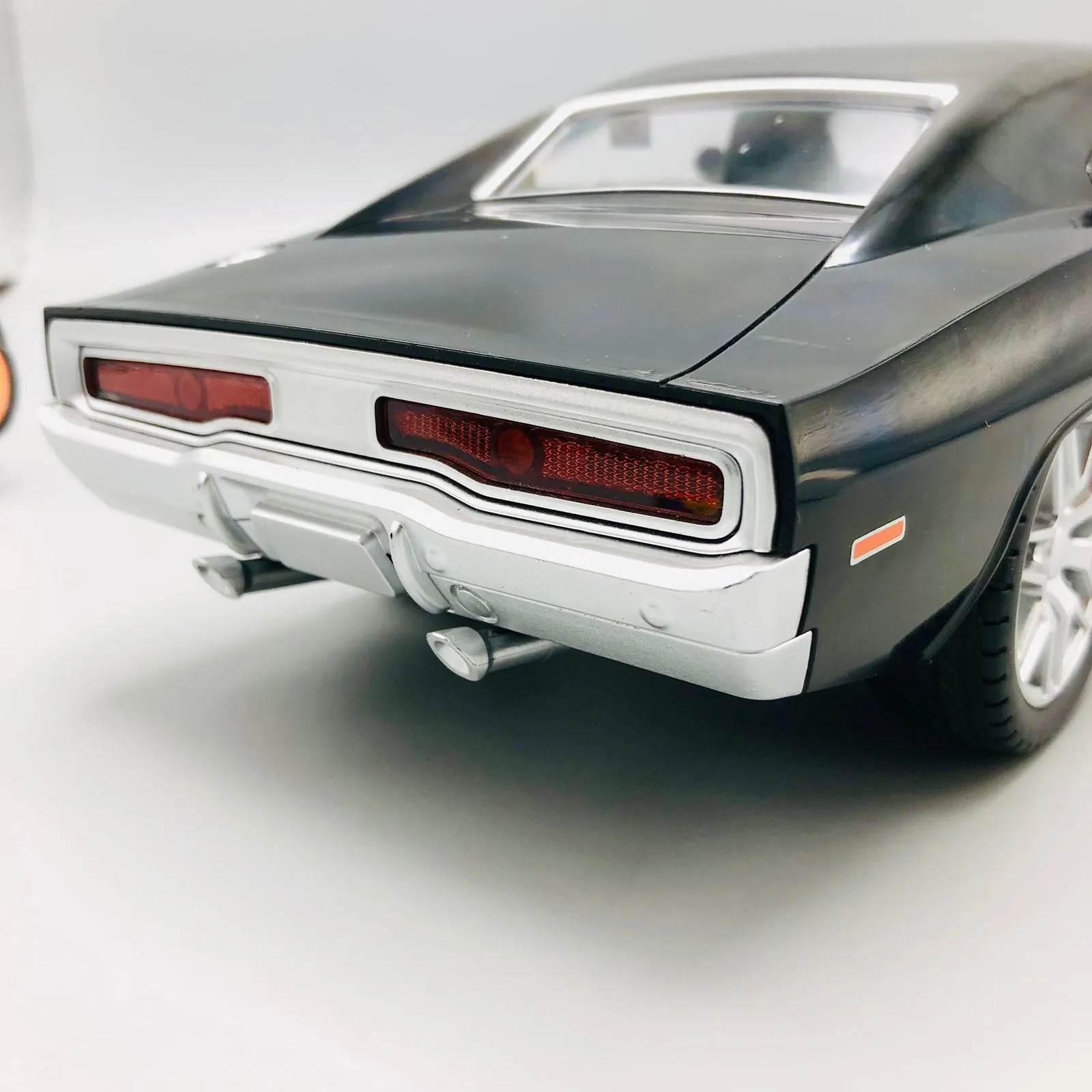 27MHz RC Dodge Charger Openable Door Car