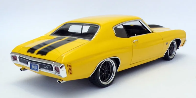 ACME 1/18 Scale A1805515 - 1970 Chevrolet Chevelle Street Fighter Yellow/Black