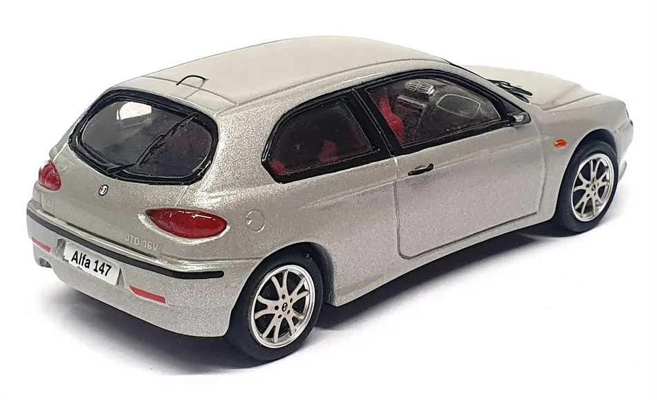 Alezan 1/43 Scale 6293 - 2003 Alfa Romeo 147 JTD 16V - Met Silver Grey