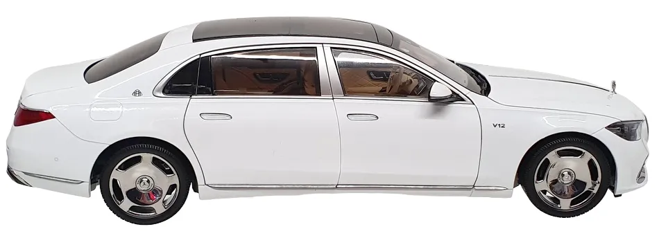 Almost Real 1/18 Scale 820116 - 2021 Mercedes Maybach S-Class - Diamond White