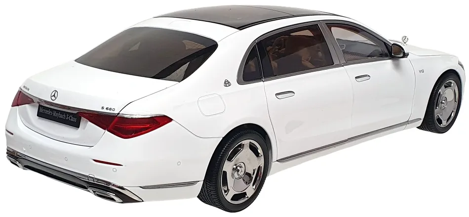 Almost Real 1/18 Scale 820116 - 2021 Mercedes Maybach S-Class - Diamond White