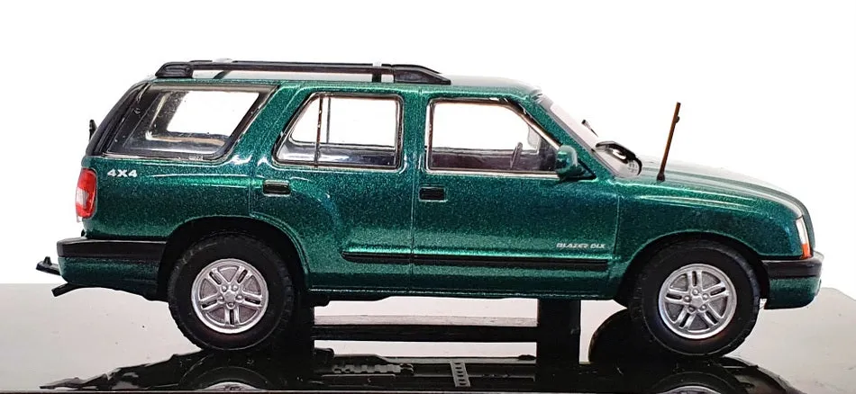 Altaya 1/43 Scale A111121S - 2002 Chevrolet Blazer 2nd Gen - Metallic Green