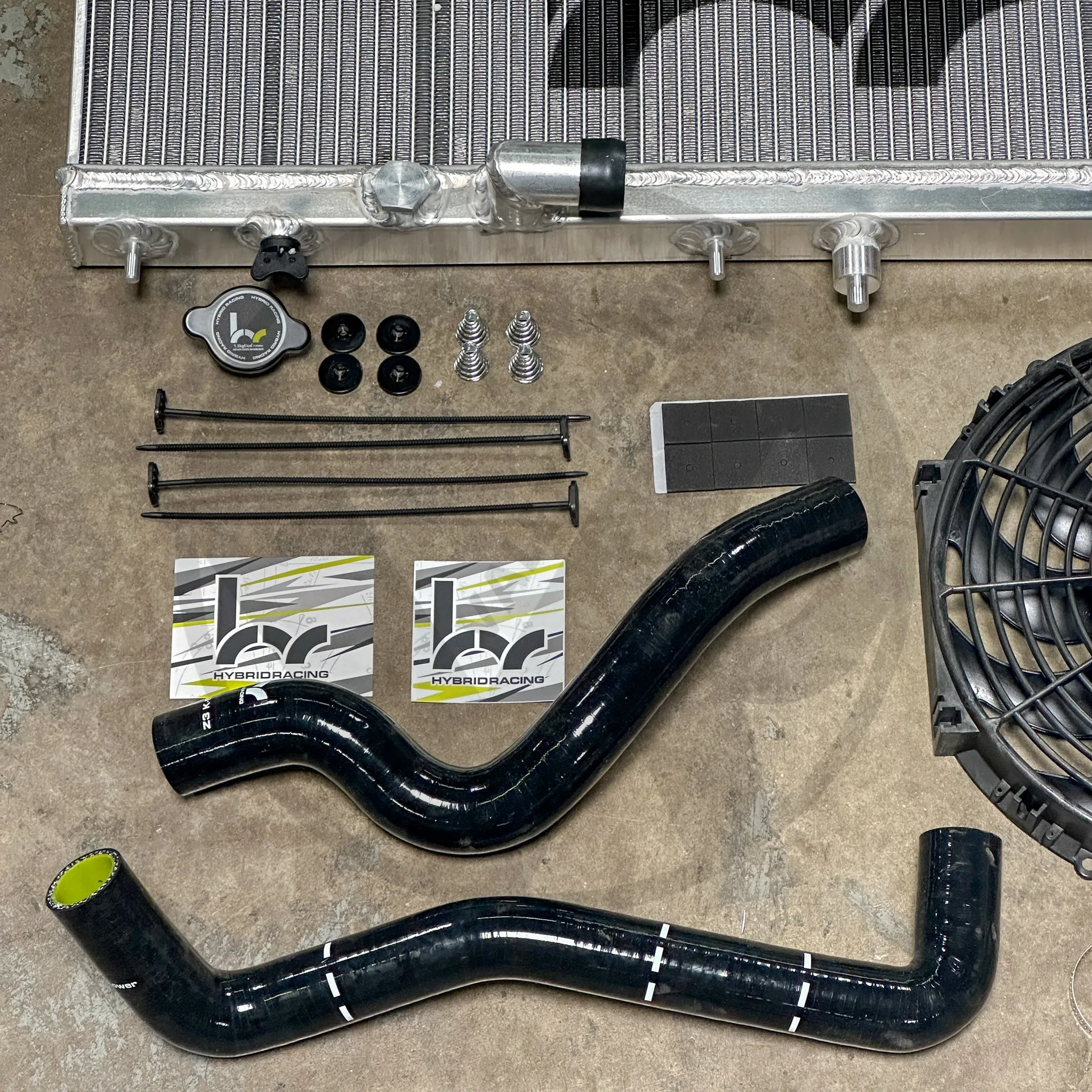 Hybrid Racing Full Size Radiator Kit For Honda Civic Acura Integra K24 K20Z3 Swap