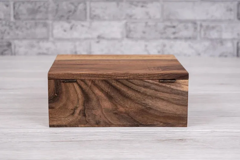 Personalized wooden keepsake box