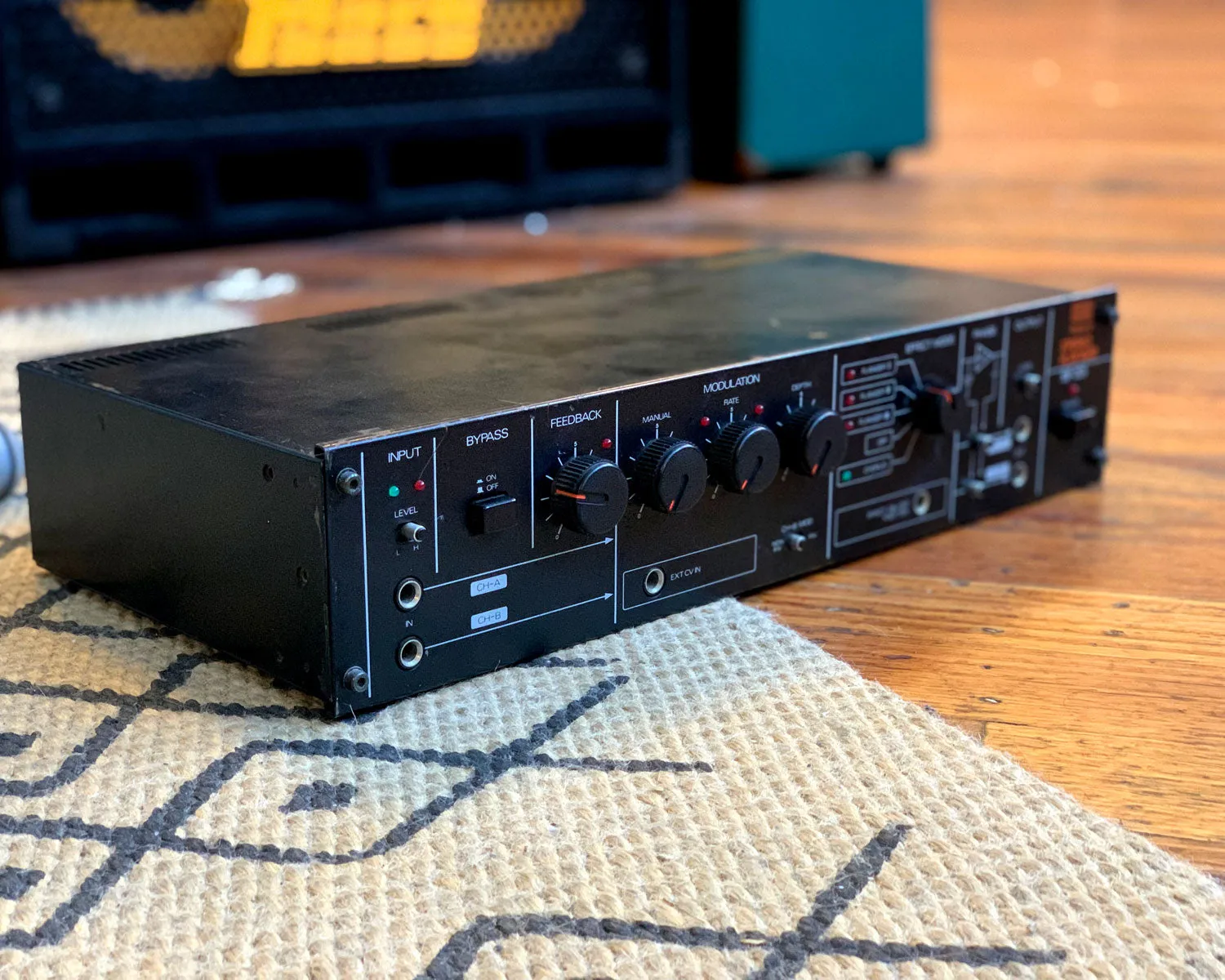 Roland SBF-325 Stereo Flanger