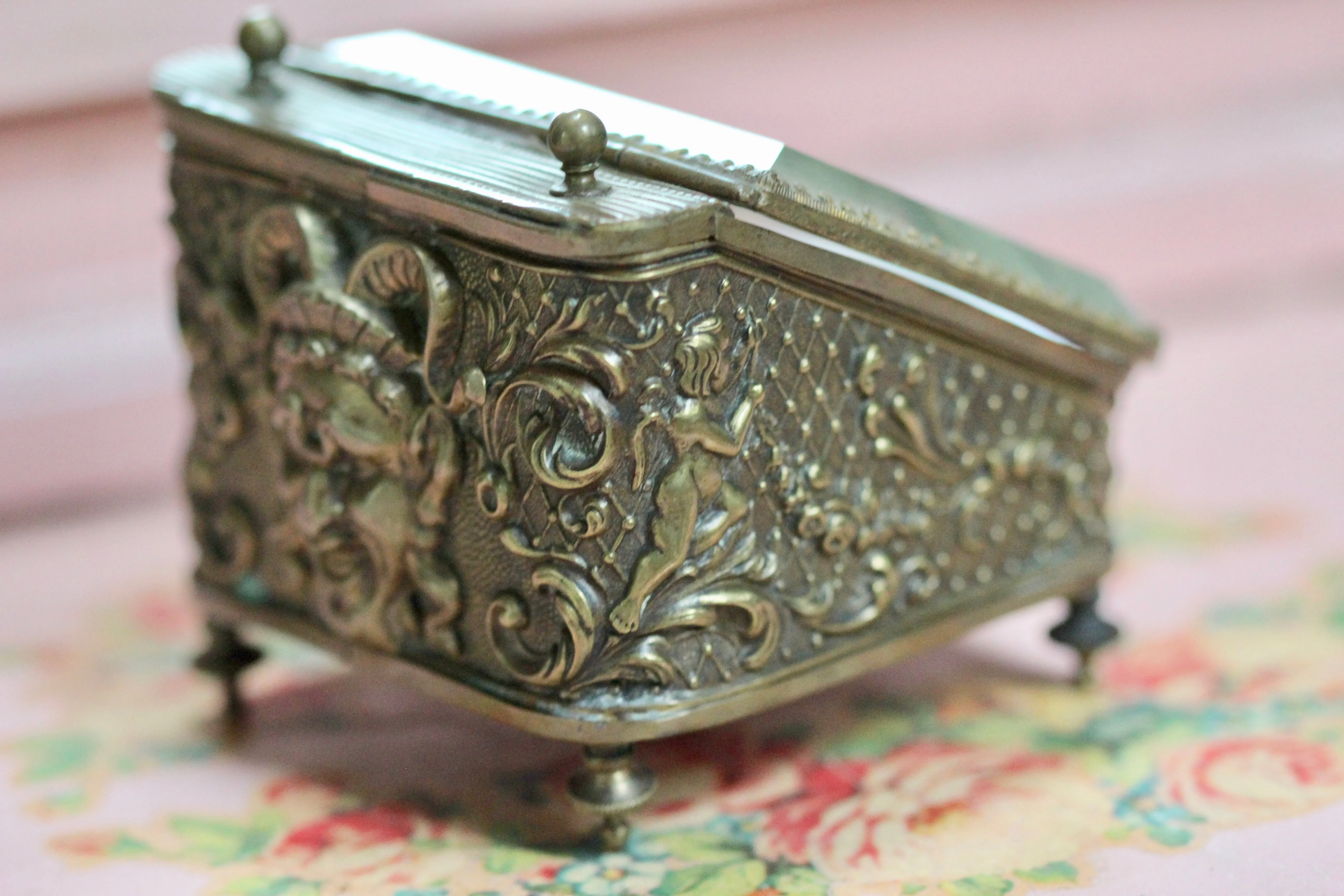 Tafted French Victorian Jewelry Box