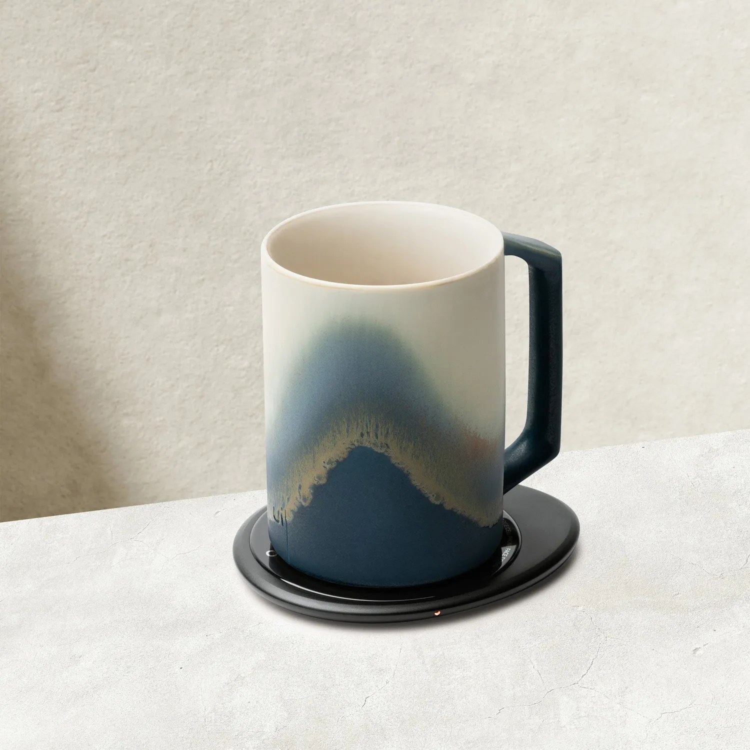 Ui Self-Heating Mug & Wireless Charger - Ui Artist Collection