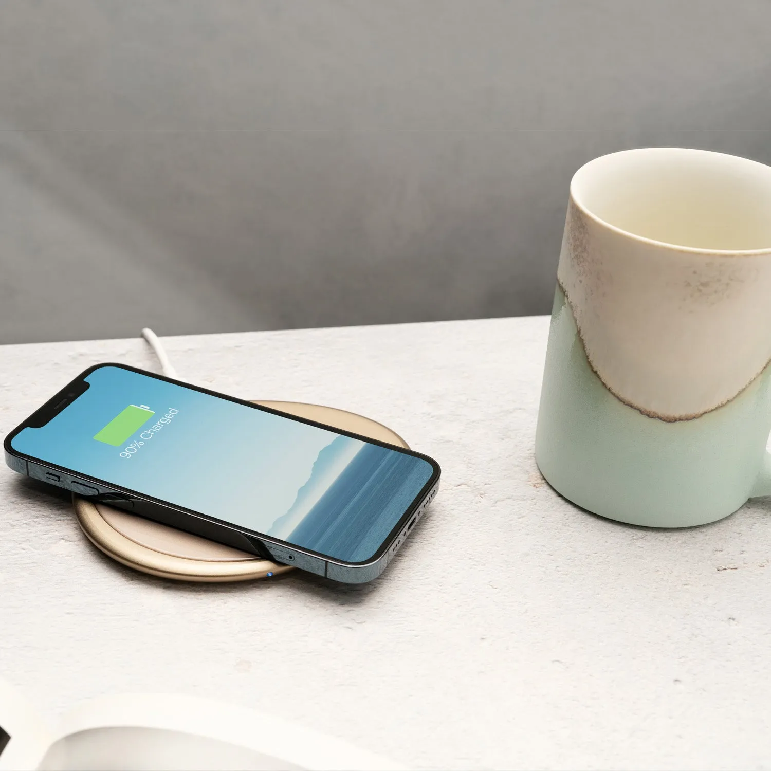 Ui Self-Heating Mug & Wireless Charger - Ui Artist Collection