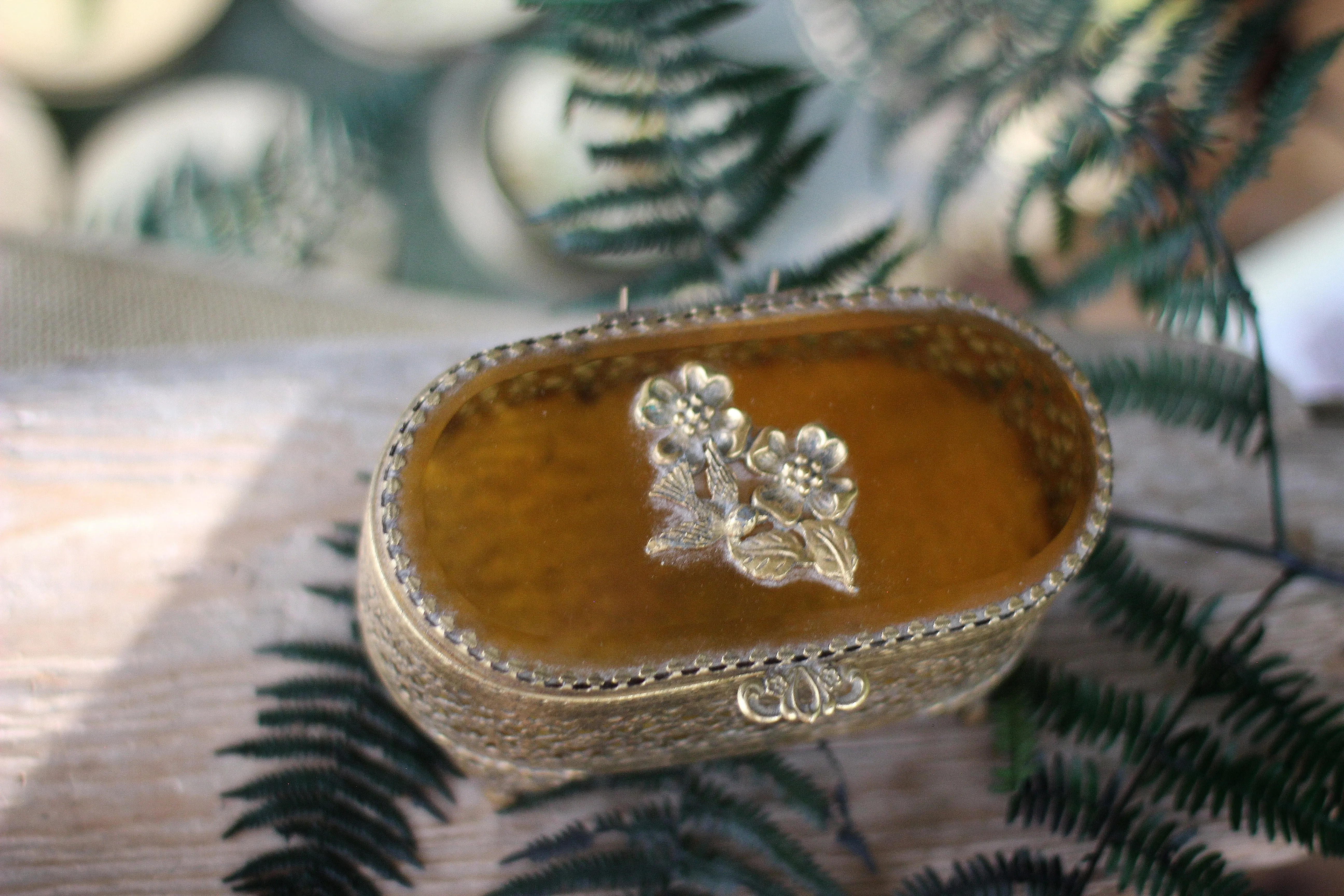 Vintage Amber Glass Bird Dogwood Jewelry Casket